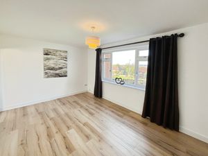 Lounge- click for photo gallery